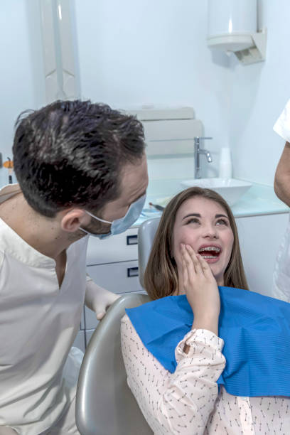 Best Dentist Open on Weekends  in South Hutchinson, KS
